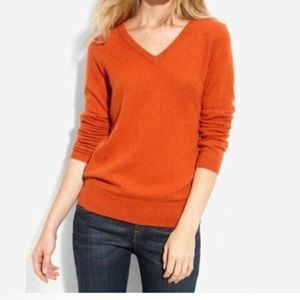 Women’s sweater